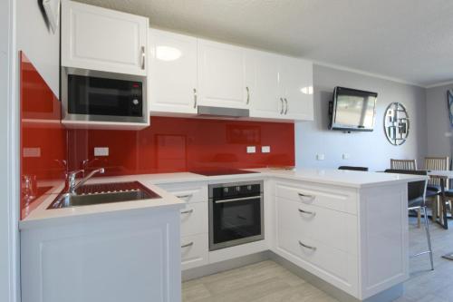 Beachfront 4 25 Willow Street — 4-Star Luxury Hotel in Crescent Head, Australia