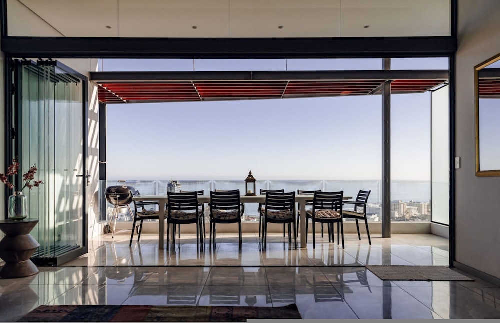 Ocean View Villa in Cape Town