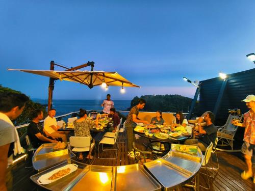 Ebisu Inn Hot Spring & Scenic Views 温泉と絶景の宿 えびす — 4-Star Luxury Hotel in Shimoda, Japan