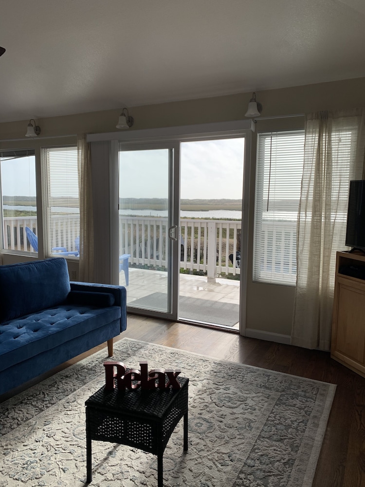 Captain's Inn at Moss Landing - photo 94