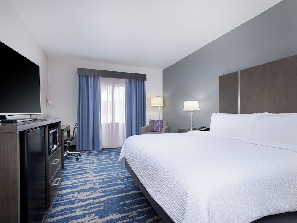 Garner Hotel Longview South by IHG - photo 13