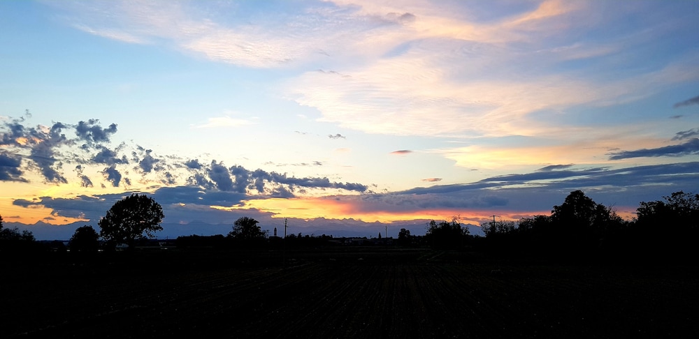 Cascina Moretta - last minute hotel in Momo