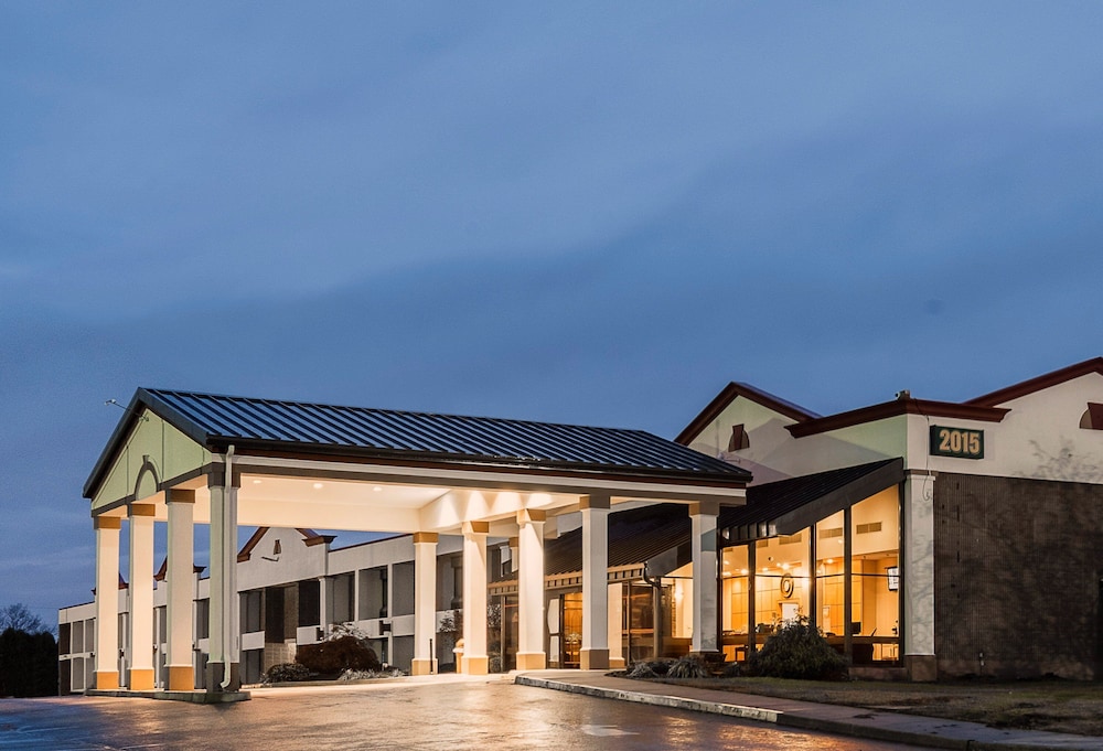 Red Roof Inn & Suites Mt Holly McGuire AFB - photo 43