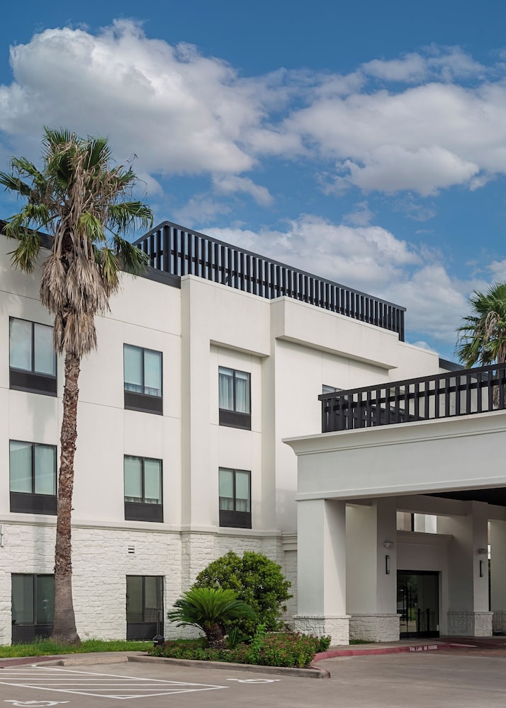 Champions Club and Hotel Houston Westchase - photo 90