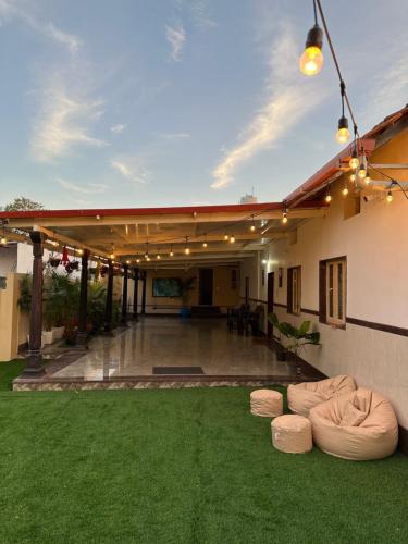 Rustic Village Farmhouse — 4-Star Luxury Hotel in Bengaluru, India