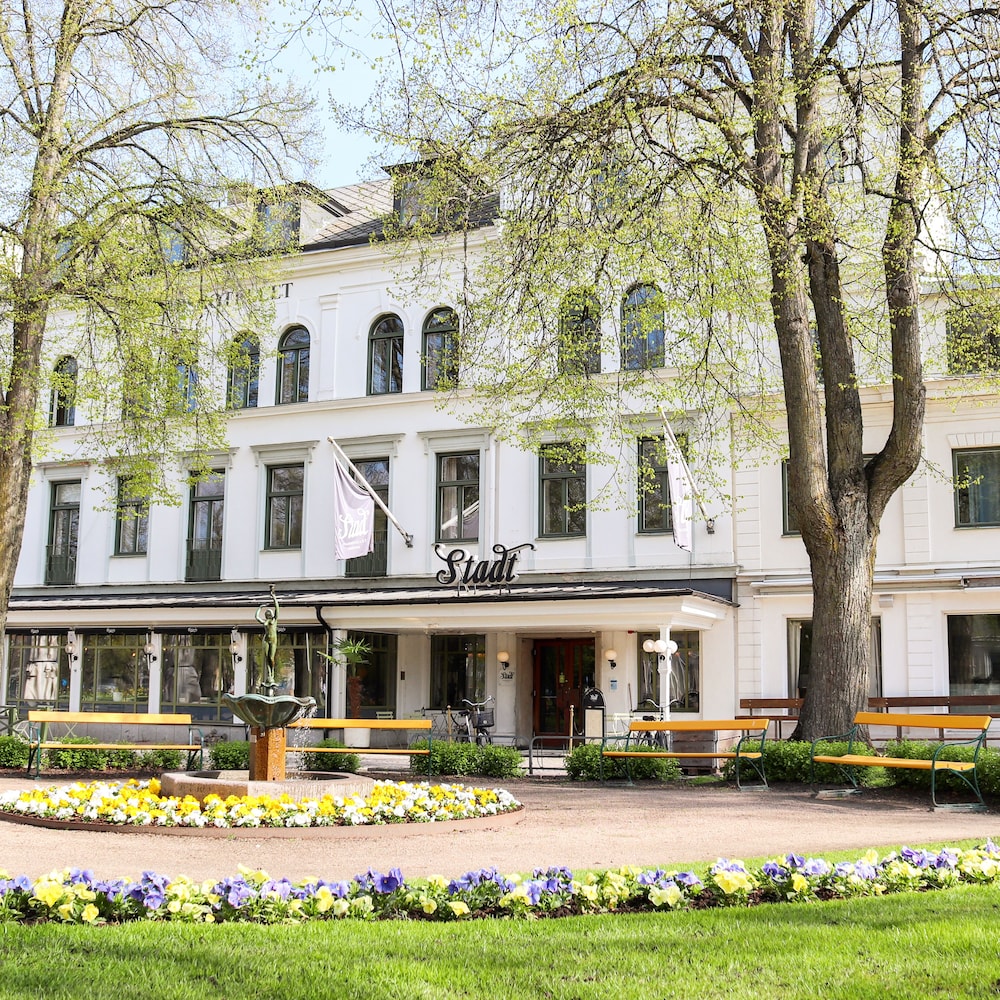 Stadshotellet Lidköping — Lidkoeping — photo 2