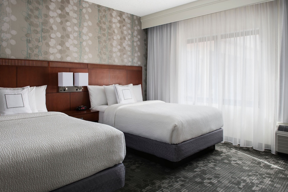 Courtyard by Marriott Mahwah - photo 5