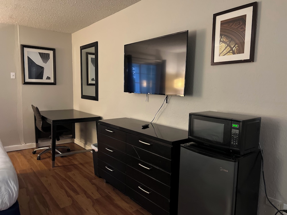 Boardwalk Suites Lafayette - photo 10