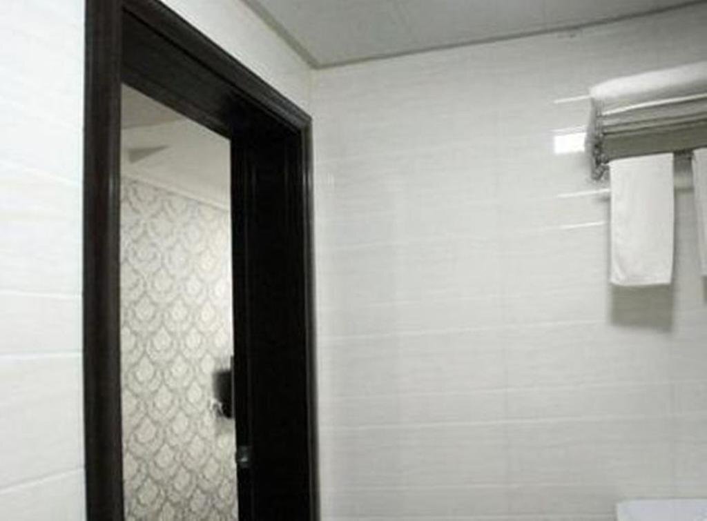 Tianfeng Fashion Inn in Anshan, People's Republic of China