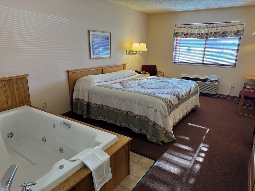 Chicaugon Lake Inn - photo 17