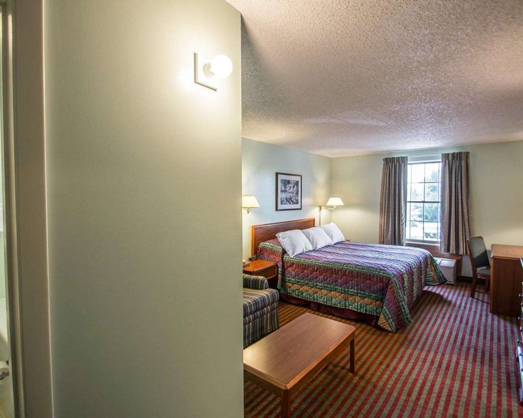 Rodeway Inn Lakeville Finger Lakes Area - photo 14