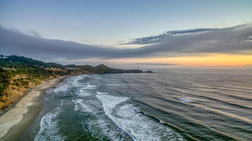 Somewhere at the Beach - photo 16