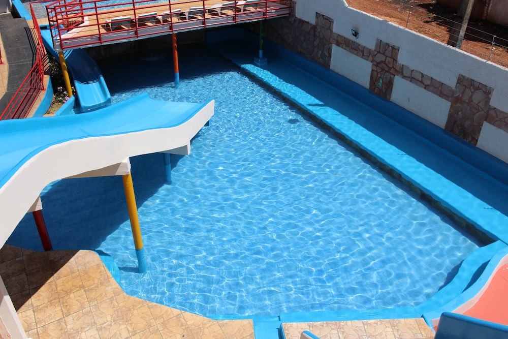 Bica Pau Hotel Thermas pet-friendly hotel Caldas Novas