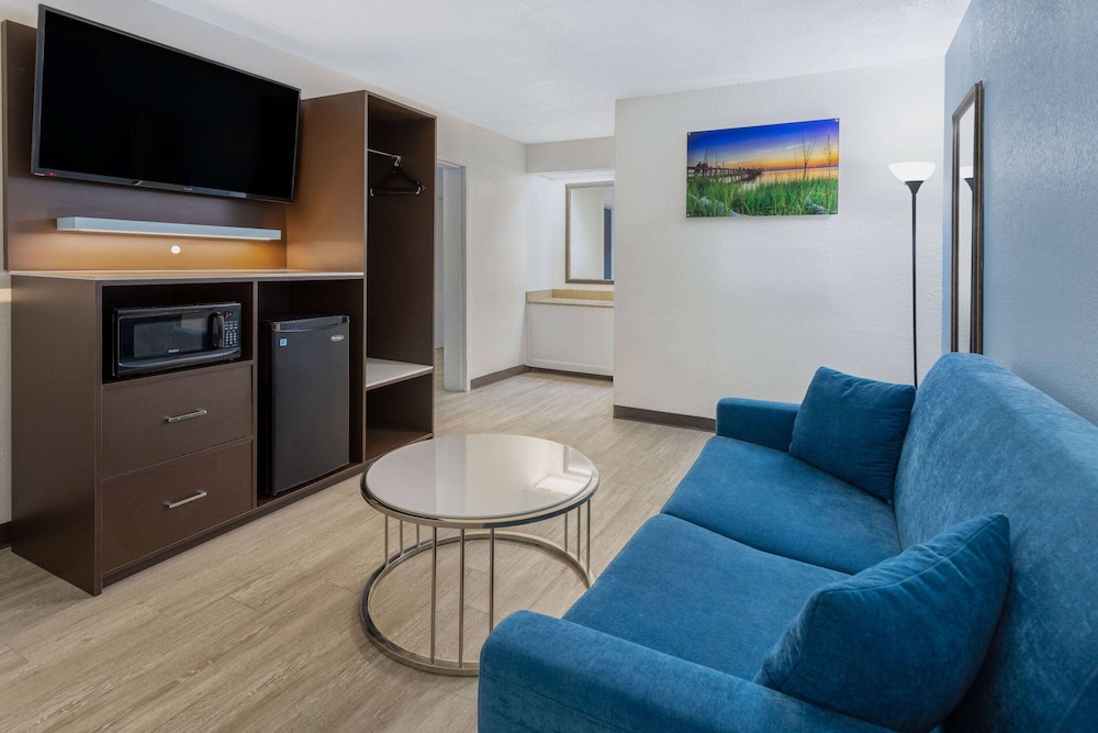 Studio 6 Suites Jacksonville NC - photo 10