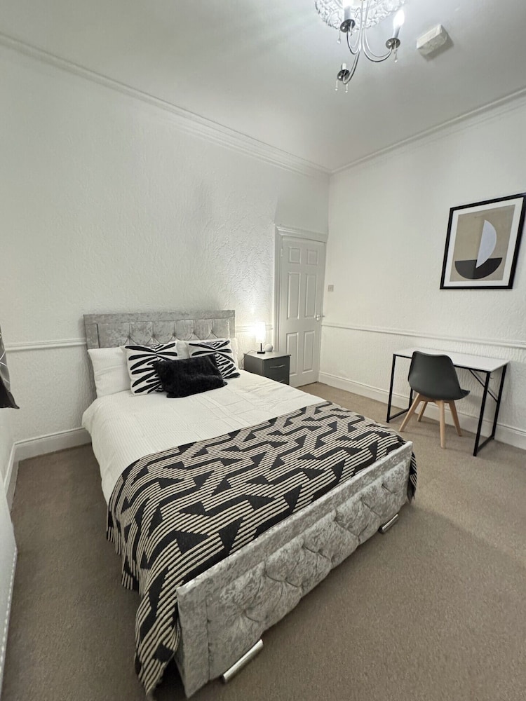 Unwind At Hebburn House Your Serene Retreat Awaits 21213252 — Hebburn