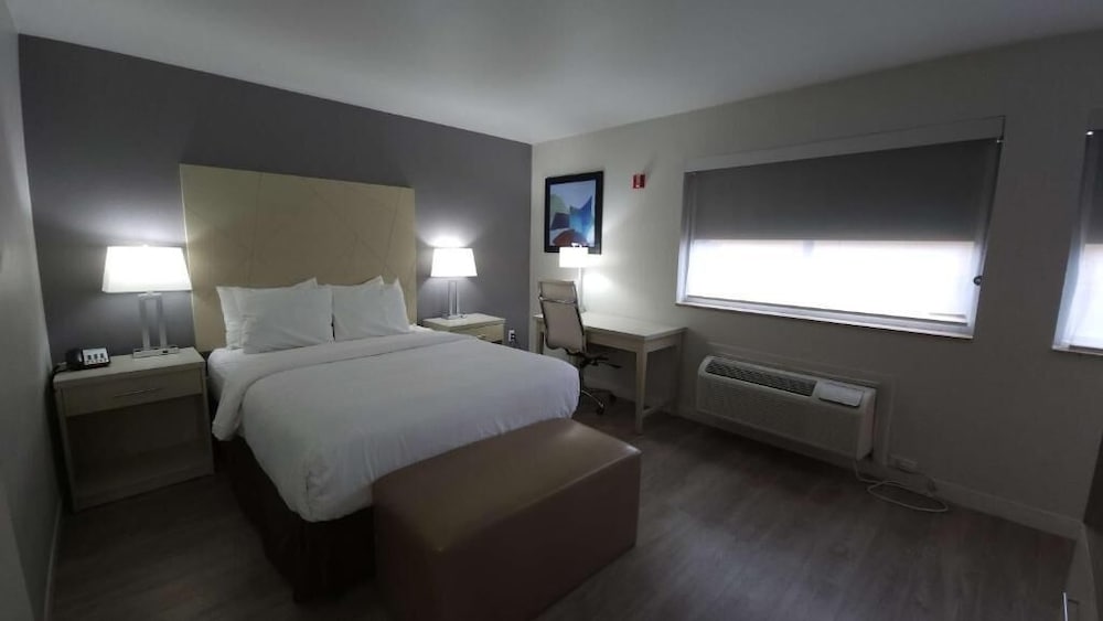 West Valley Inn - photo 7