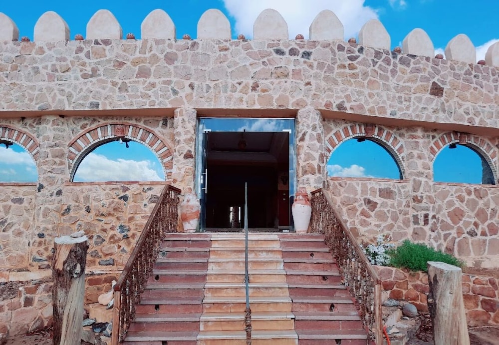Oasis Panorama Hotel — hotel in Al Bawiti