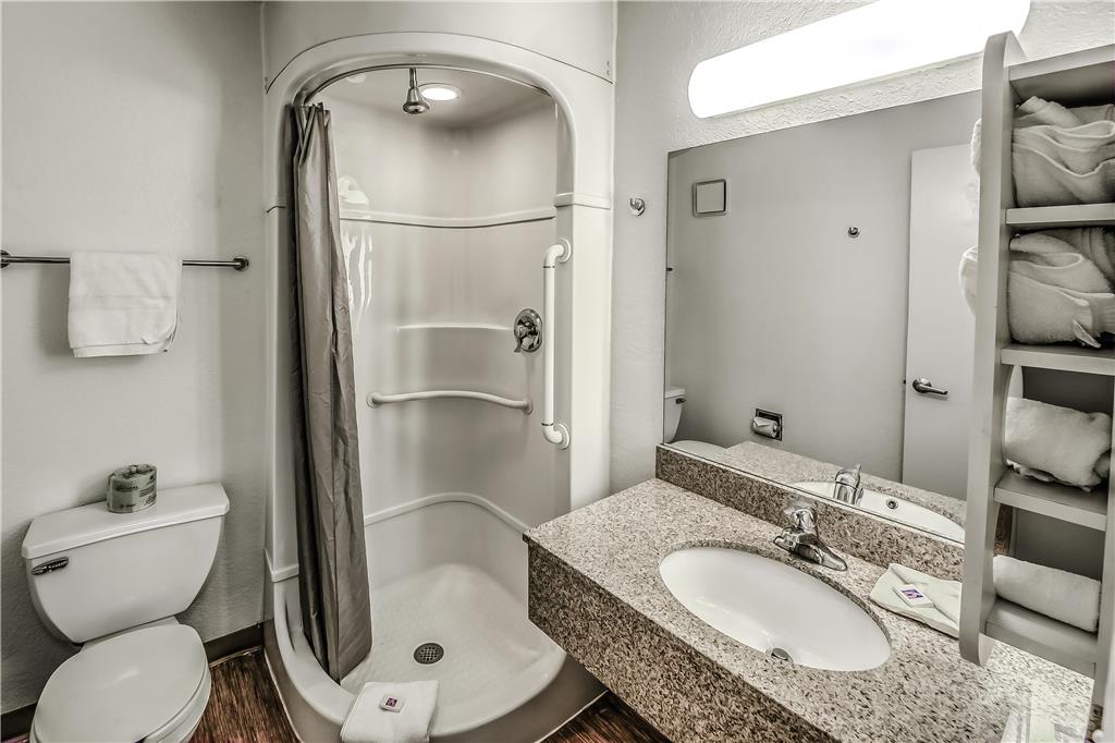 Motel6 Colorado Springs CO South Metro Area - photo 15