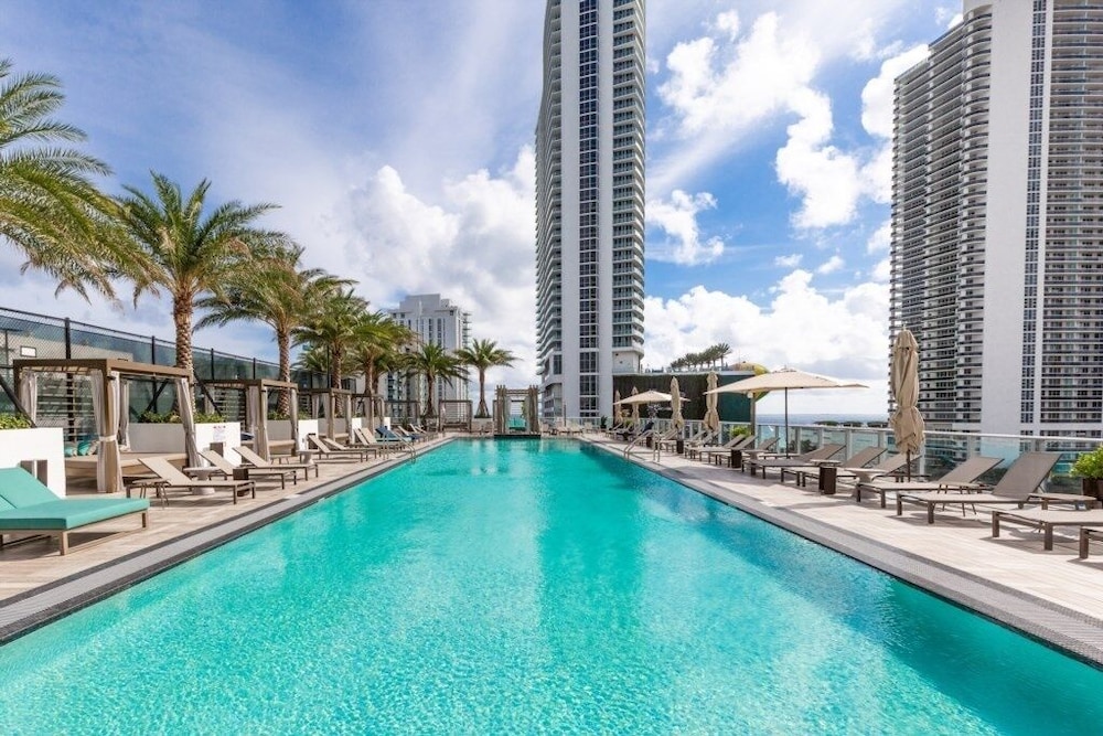 Hyde Beach House Luxury resort 3 Bedroom Condo by RedAwning - photo 17