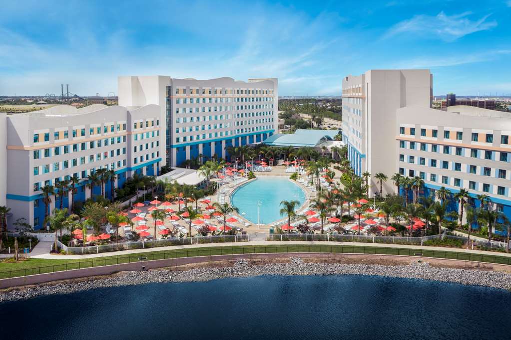 Universal's Endless Summer Resort Surfside Inn and Suites - carbon neutral hotel in Orlando