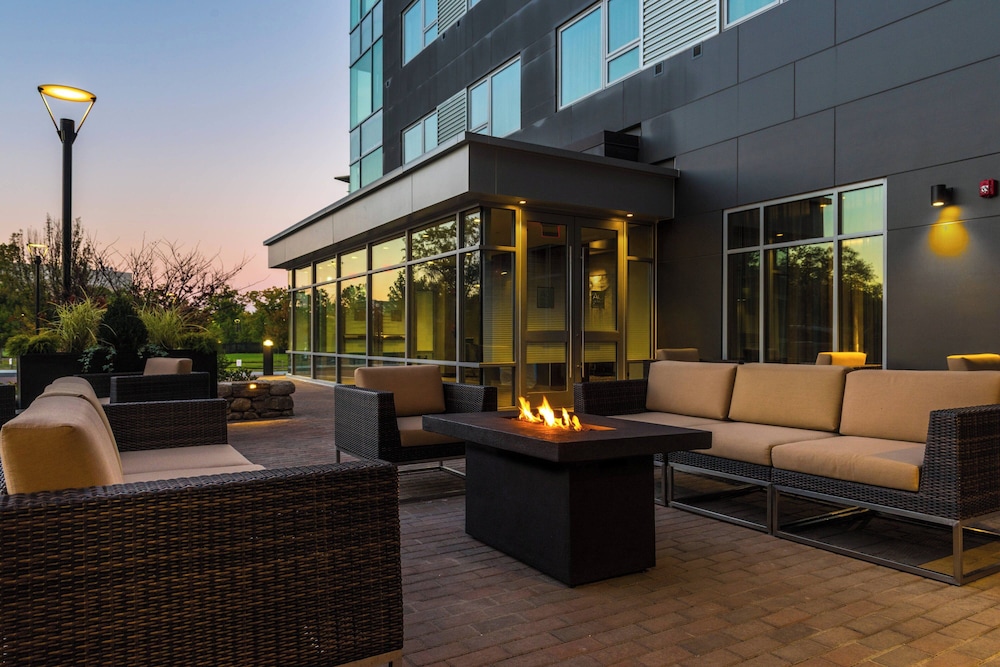 AC Hotel by Marriott Boston Cambridge - photo 60
