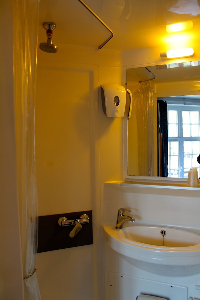 Canalview Hotel Ter Reien in Brugge, Belgium