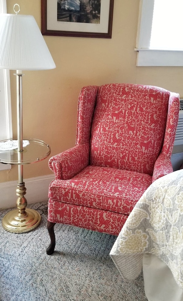 Millhouse Inn - photo 18