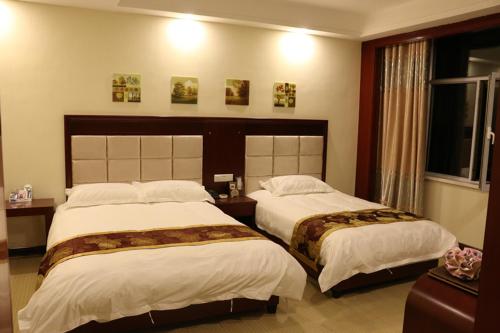 DanCheng Yijia Hotel in Qingquan, People's Republic of China