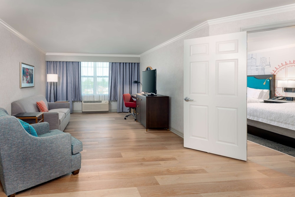 Hampton Inn Buffalo Williamsville - photo 18