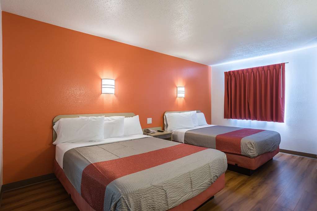 Motel 6 Dale IN - photo 8
