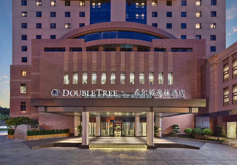 Doubletree By Hilton Beijing East Third Ring Road — 4-Star Luxury Hotel in Beijing, People's Republic of China