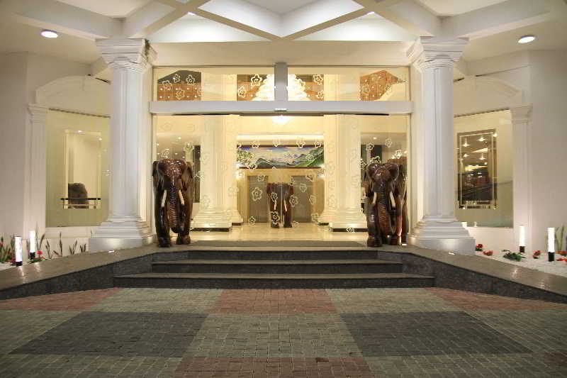 Araliya Green Hills Where Historic Charm Mingles with Natural Beauty — 4-Star Luxury Hotel in Nuwara Eliya, Sri Lanka