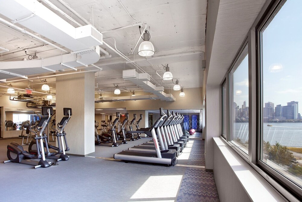 Global Luxury Suites at Exchange - photo 28