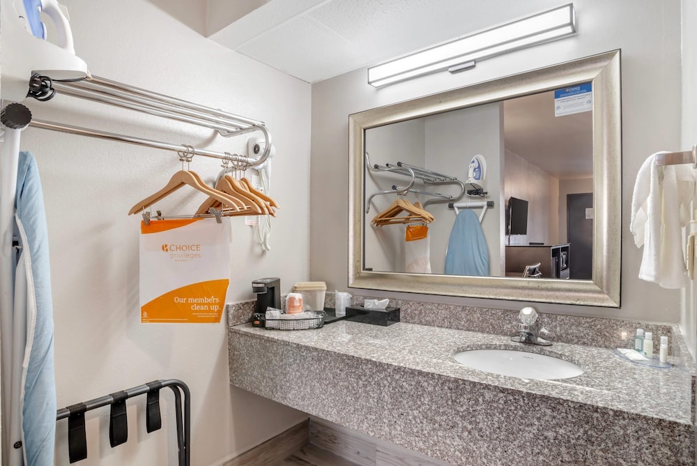 Quality Inn Simpsonville Greenville - photo 15
