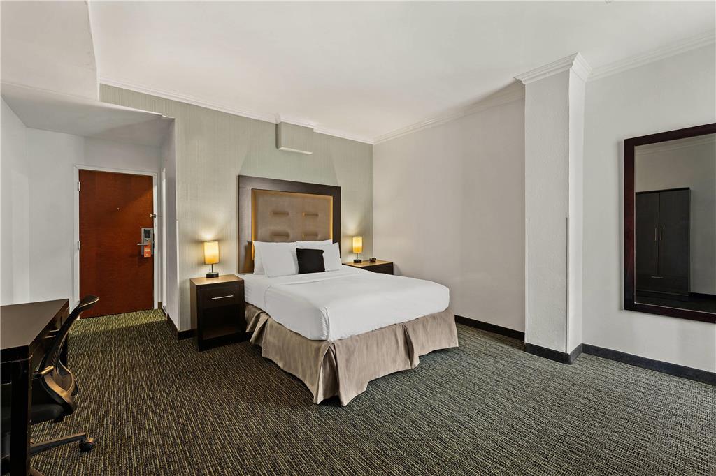 Quality Inn Philadelphia Center City - photo 35