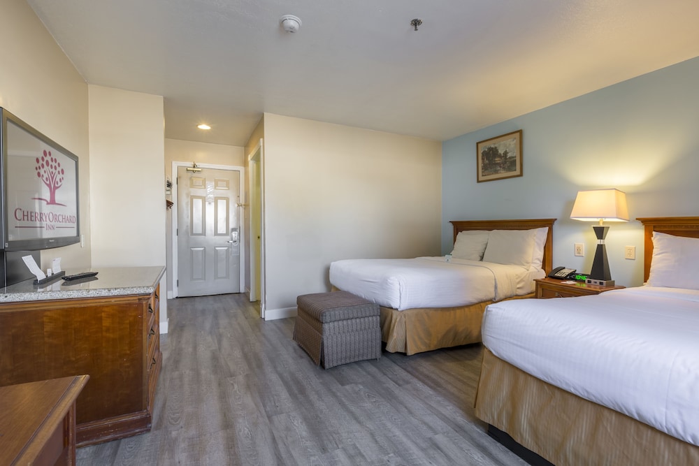 Cherry Orchard Inn - photo 9