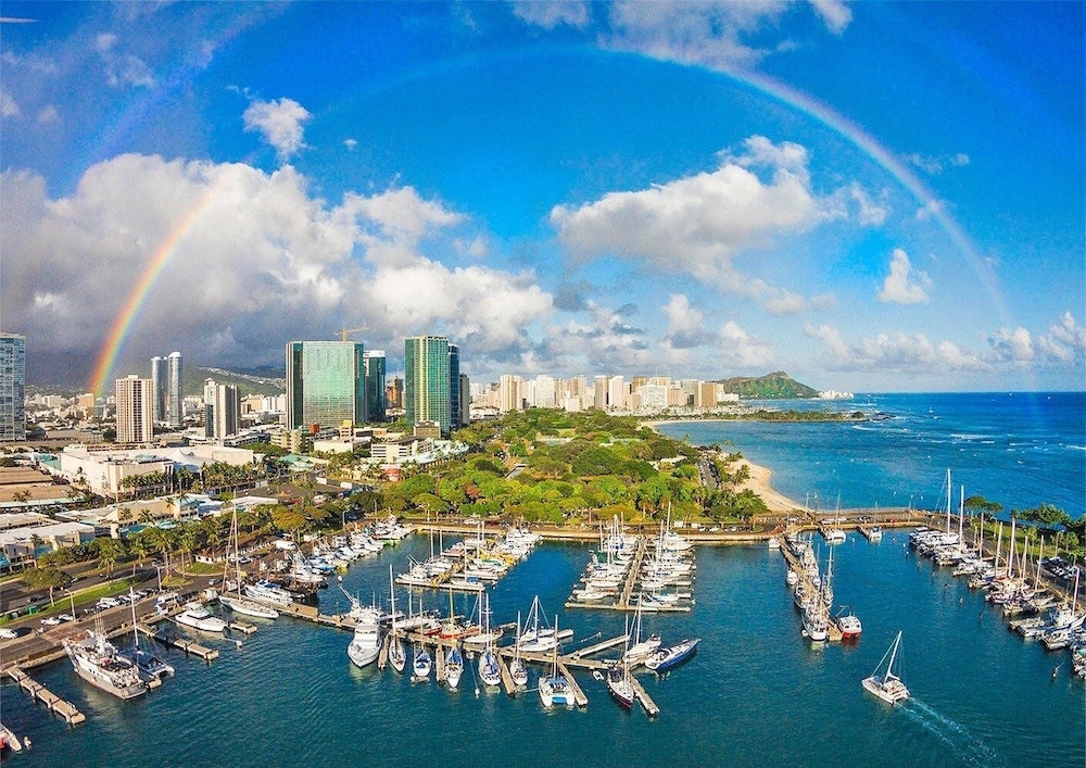 Fully Furnished Ilikai Tower 525 Condo With Free Wifi Near Best Waikiki Beaches by RedAwning - photo 36