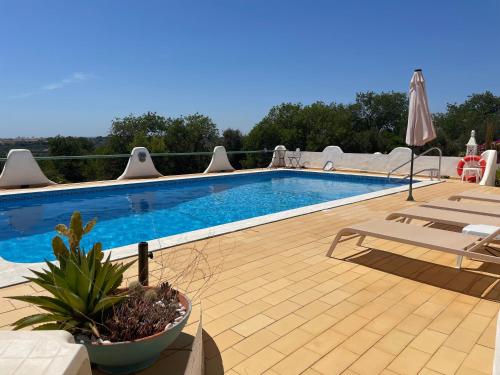 Self contained floor of Quinta Villa — 4-Star Luxury Hotel in Guia, Portugal