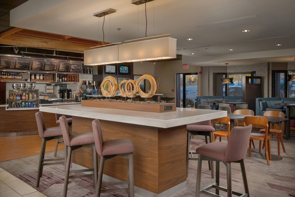 Courtyard by Marriott New Haven Orange Milford - photo 22