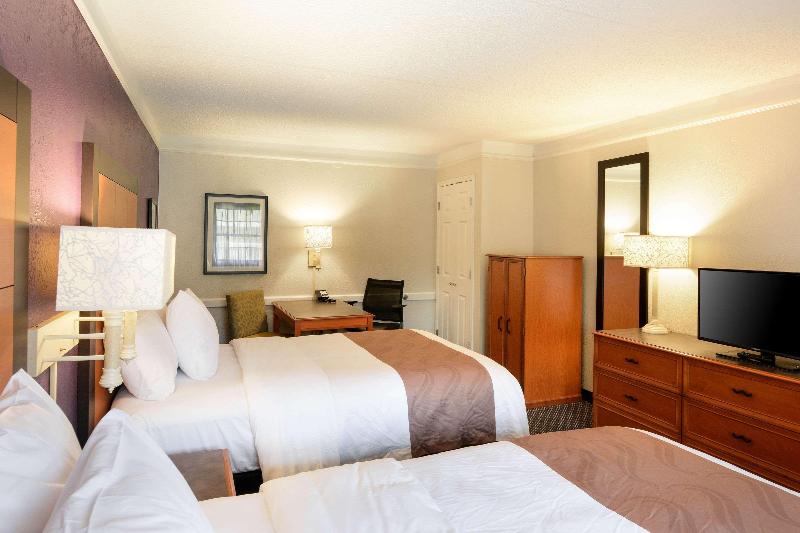 Quality Inn & Suites North Charleston Ashley Phosphate - photo 32