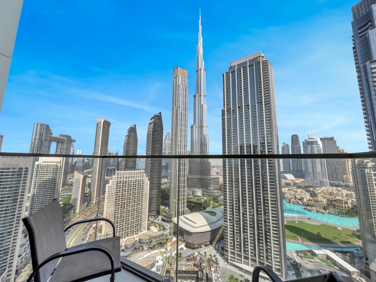 Silkhaus Comfy 1BR by Burj Khalifa with Balcony — 4-Star Luxury Hotel in Dubai, United Arab Emirates