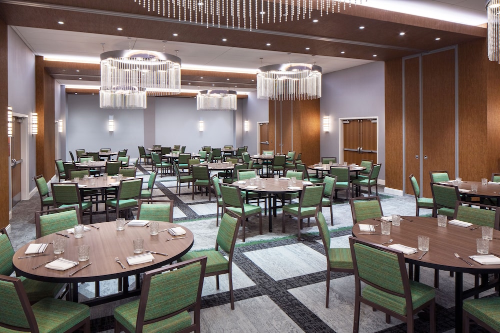 Hotel Indigo Gainesville Celebration Pointe by IHG - photo 31