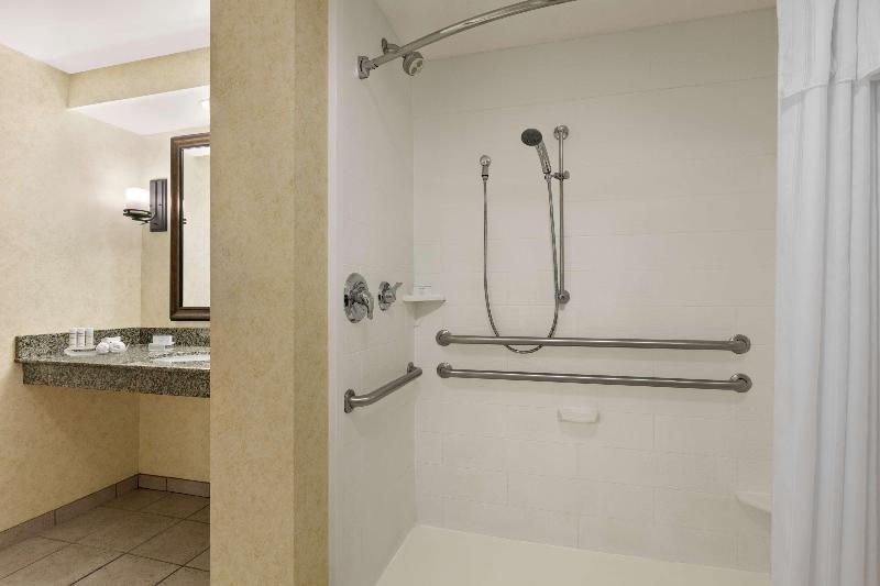 Homewood Suites by Hilton Syracuse Liverpool - photo 22