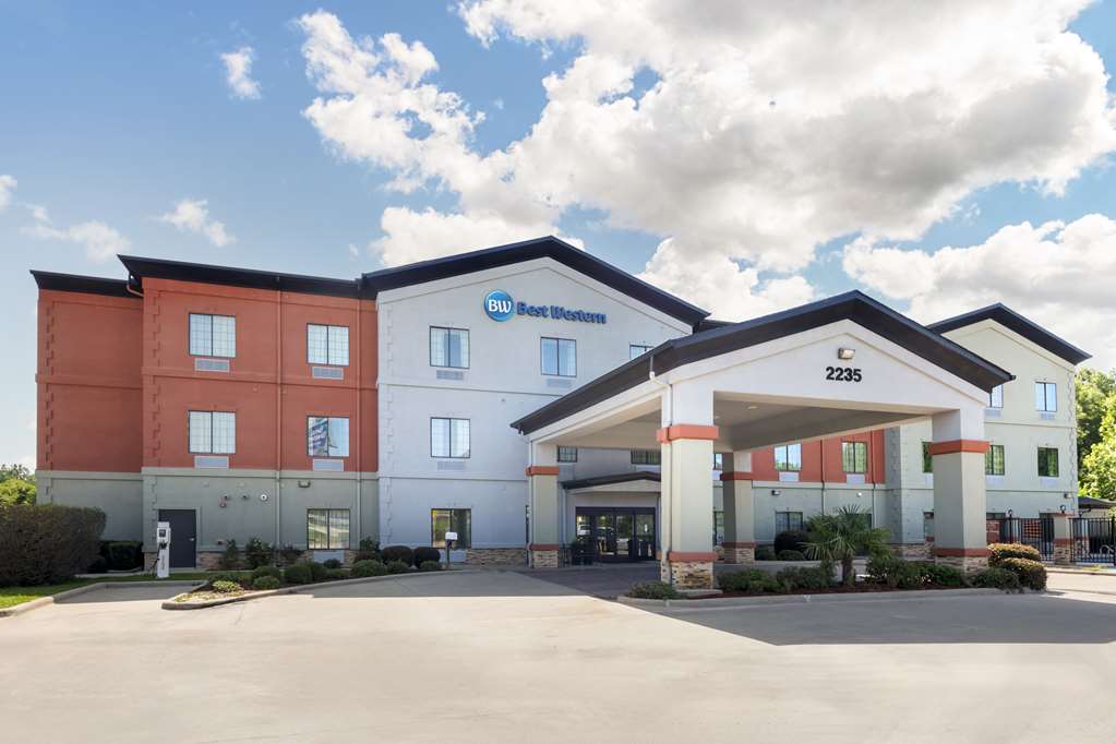Best Western Carthage Inn & Suites - photo 10