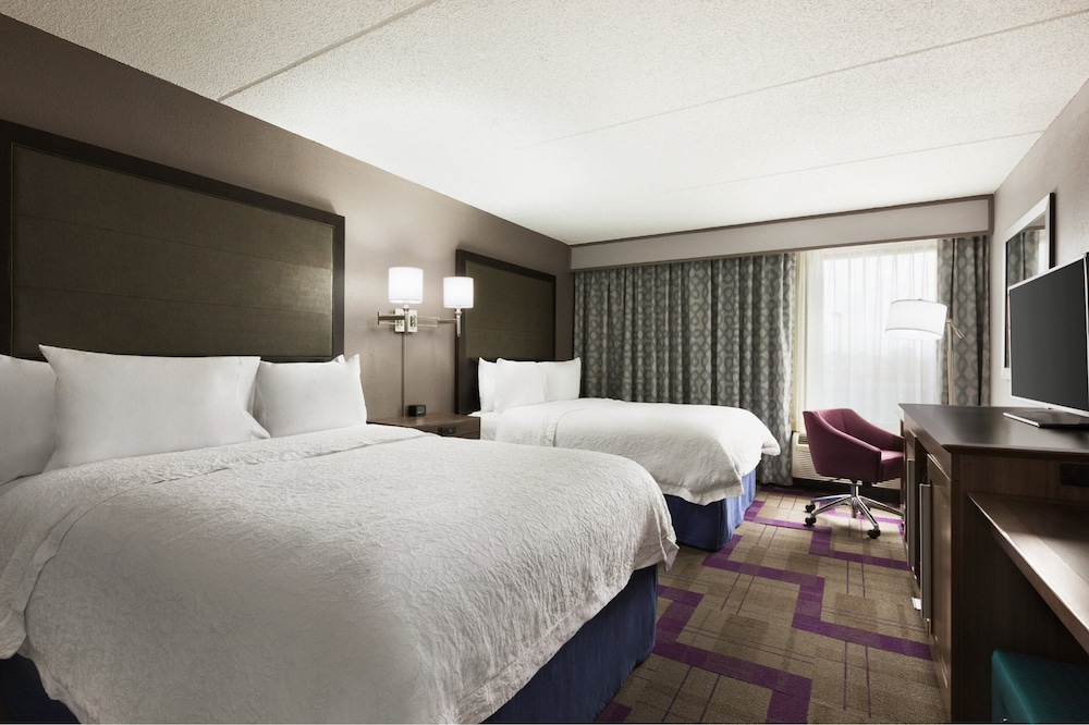 Hampton Inn Waycross - photo 5