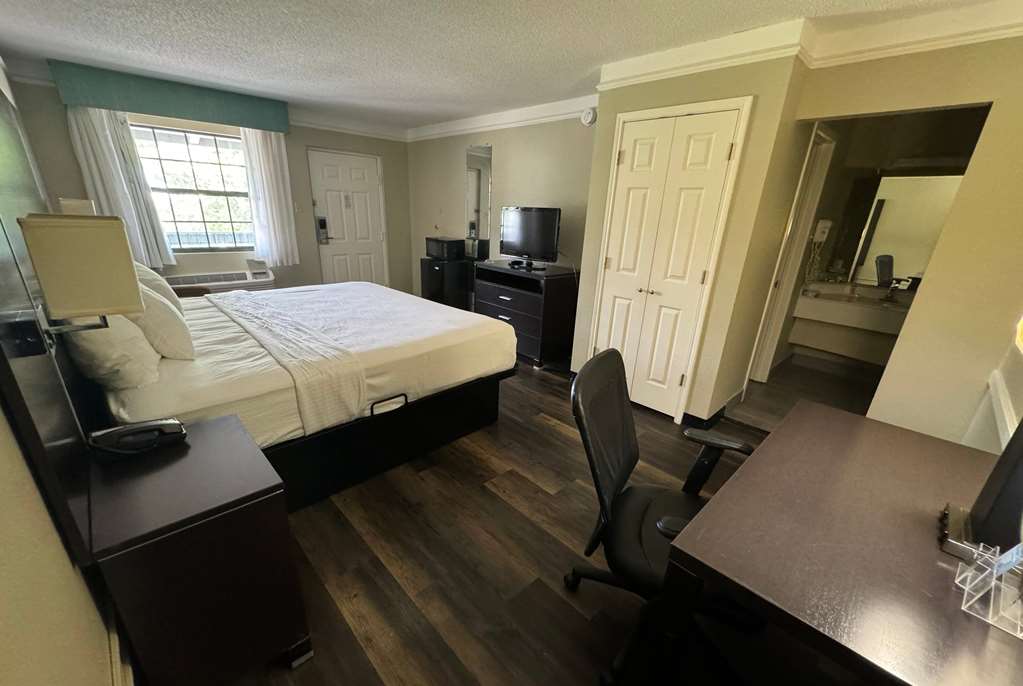 Travelodge by Wyndham Tuscaloosa - photo 10