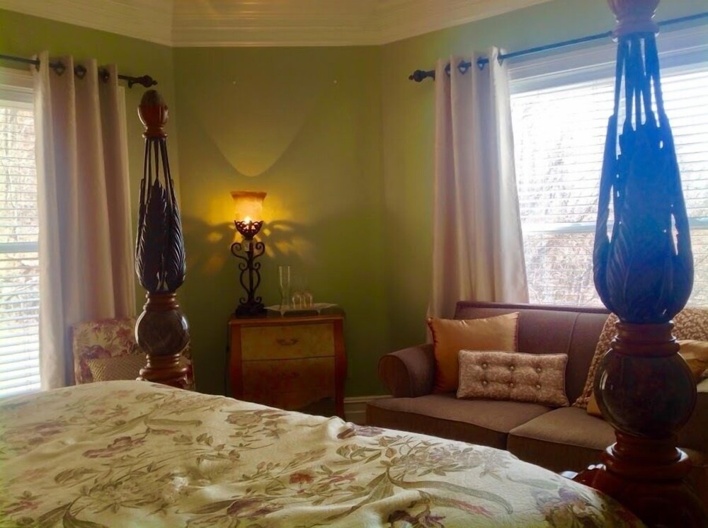 Skyline Vineyard Inn - photo 12