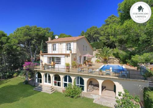 Patio de los Gatos in Palafrugell, Spain