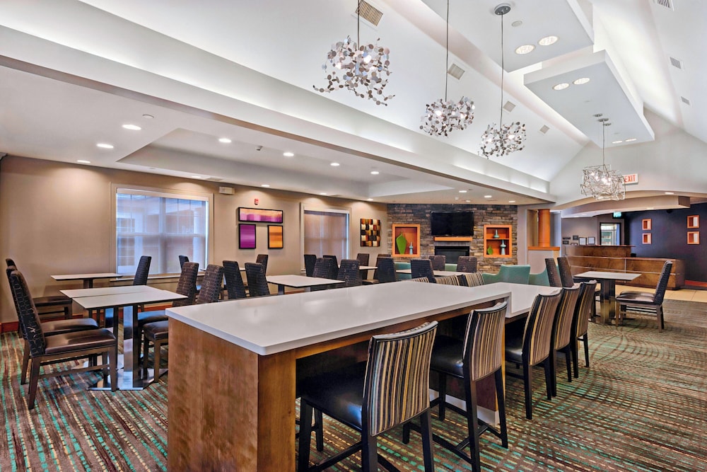 Residence Inn by Marriott Mt. Laurel at Bishop's Gate - photo 5