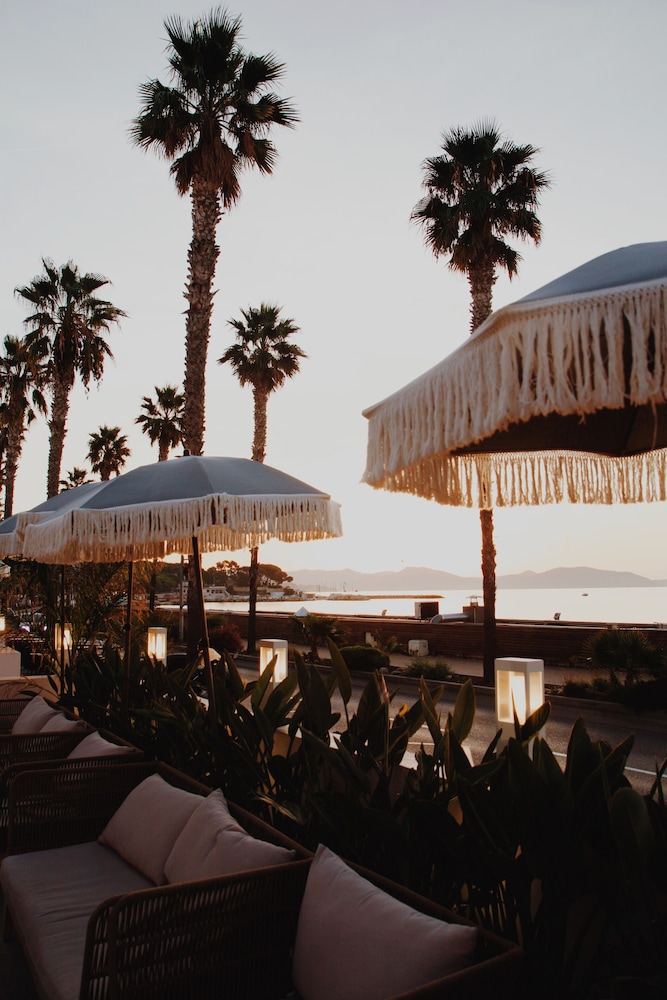 Hôtel Rose Thé in La Ciotat, France